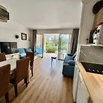 Les Restanques Lavandes 2009 Rez De Jardin Apartment Grimaud
